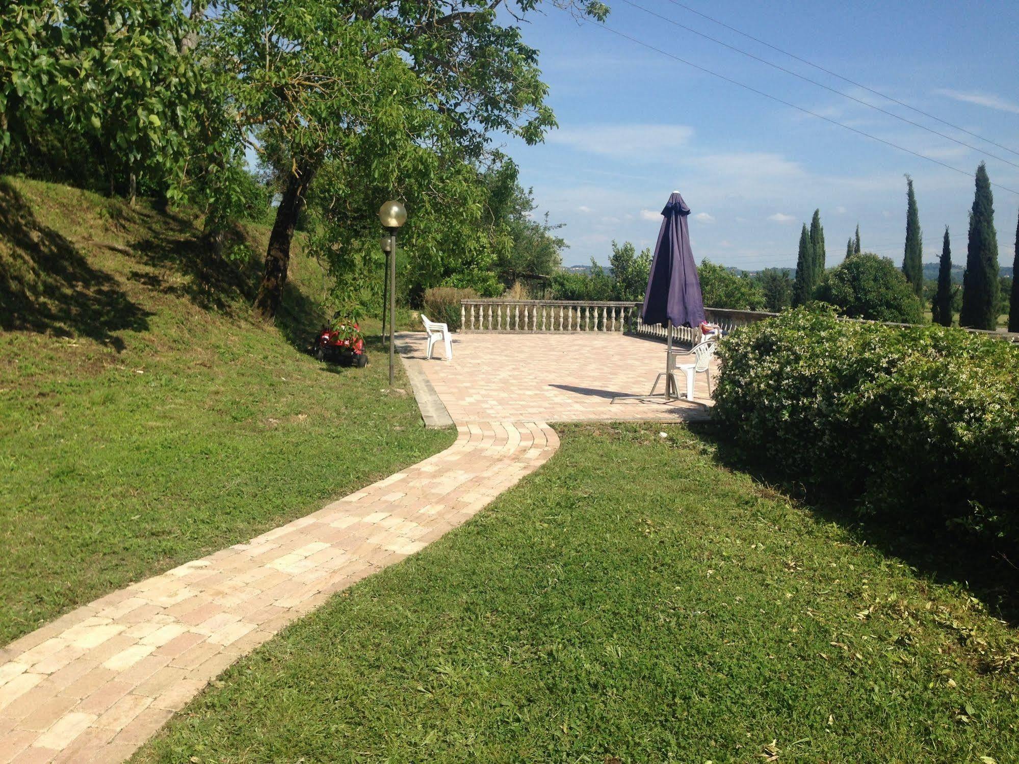 Podere Di Valli Santa Maria a Monte Exteriör bild